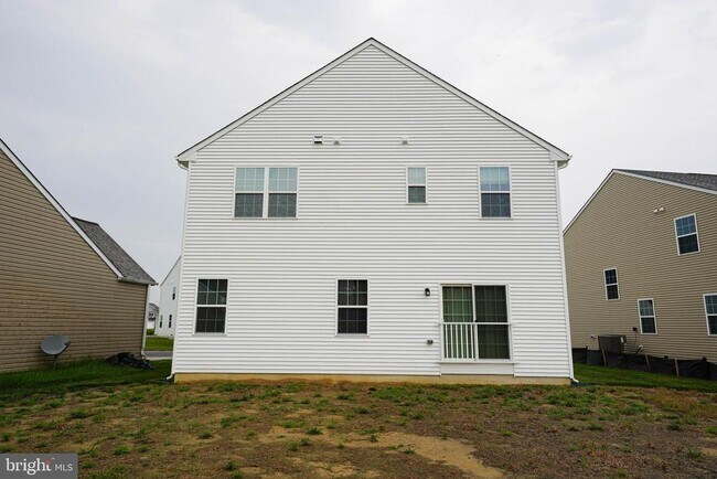 Building Photo - 9305 Mulligan Way