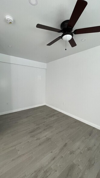 Building Photo - 4354 138th St