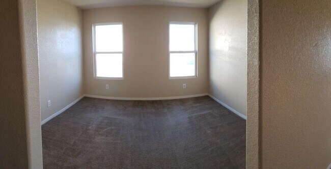 Building Photo - 15810 Sheldon Ridge Way