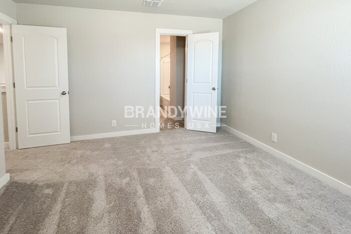 Building Photo - 10402 Ida Gdn Wy