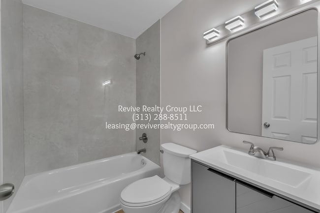 Building Photo - 1000 Hunter Ave