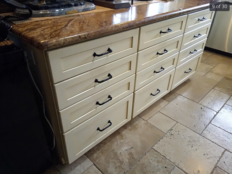 Building Photo - 23 Avenida Lobeiro