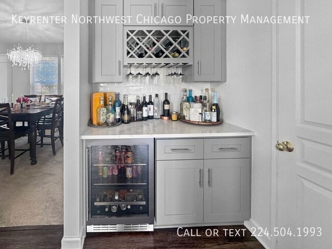 Building Photo - 9 Gillingham Ct