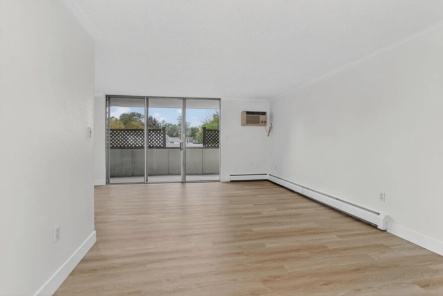 Building Photo - 1267 Lafayette St