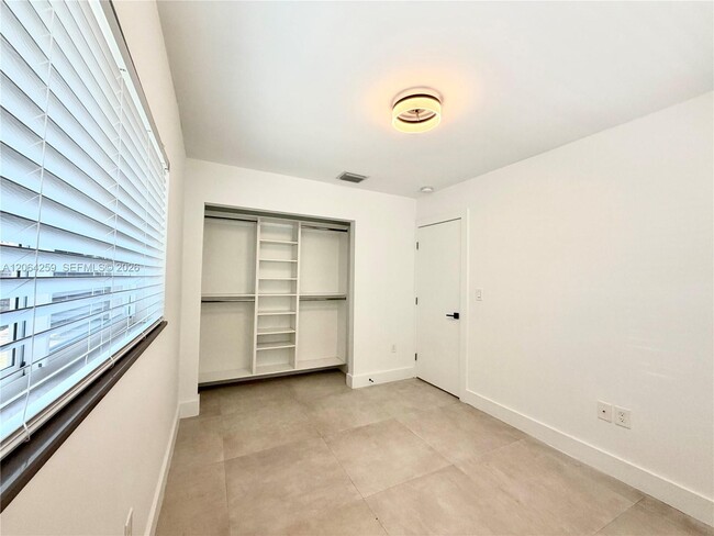 Building Photo - 1436 NW 52nd St