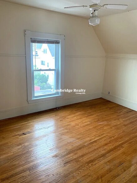 Primary Photo - 78 Winchester St