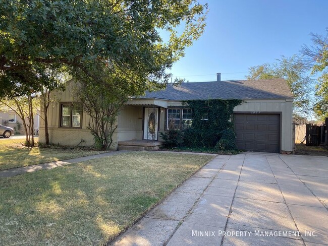 Building Photo - 3007 32nd St