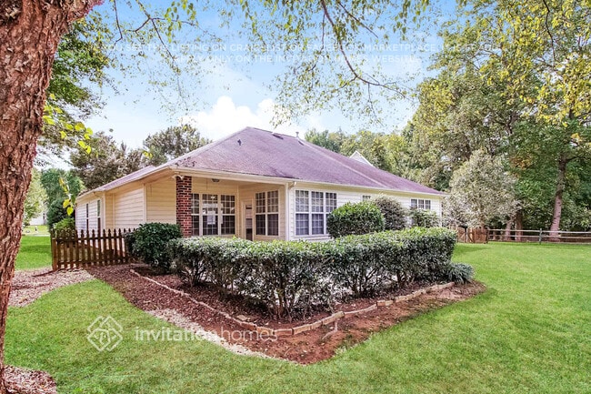 Building Photo - 17032 Stinson Ave