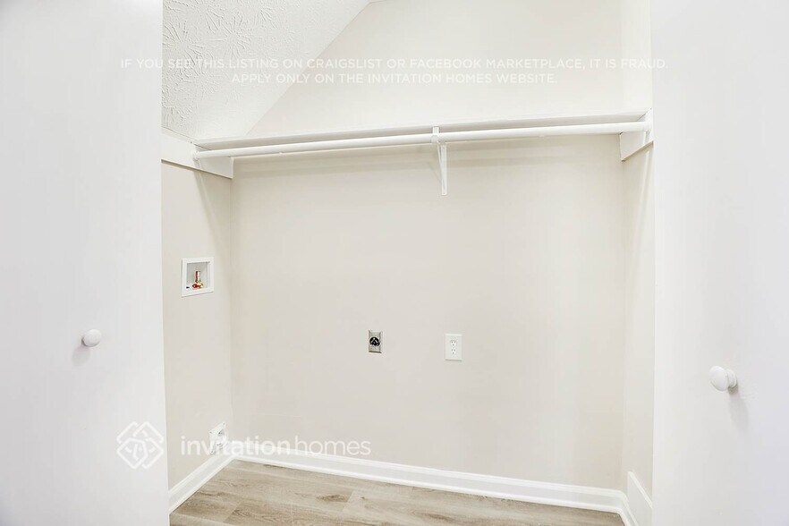 Building Photo - 5576 Pennybrook Ct
