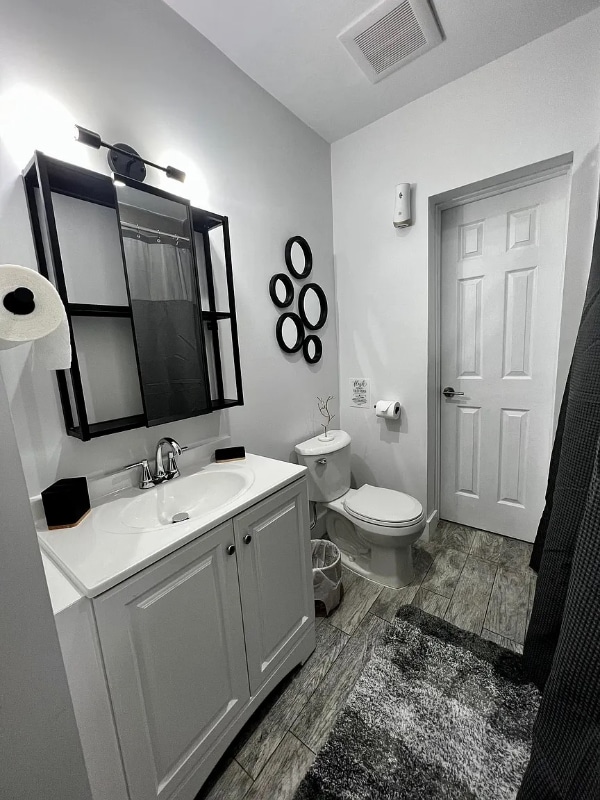 Building Photo - 780 NW 141st St