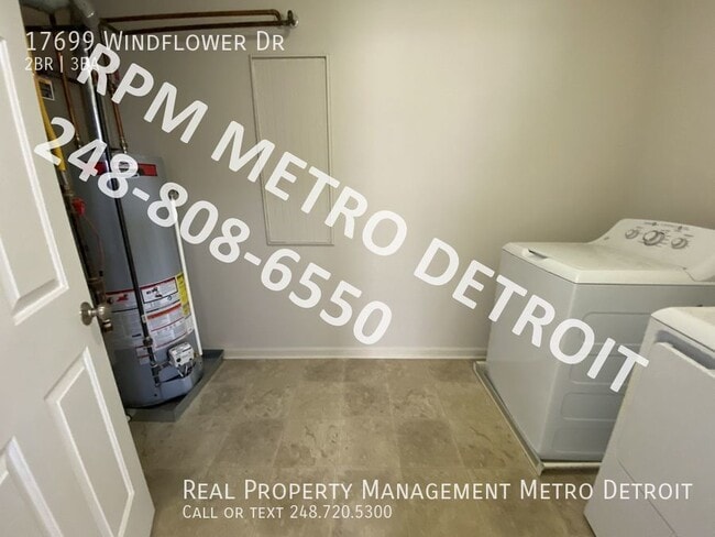Building Photo - Beautiful Condo with Great Location,