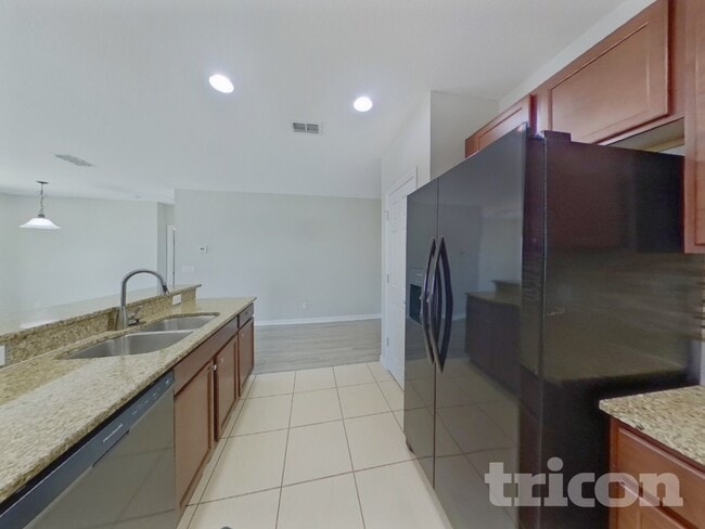 Building Photo - 4925 Rockvale Dr