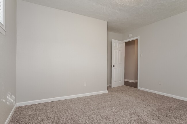 Building Photo - 2505 Texas Ave