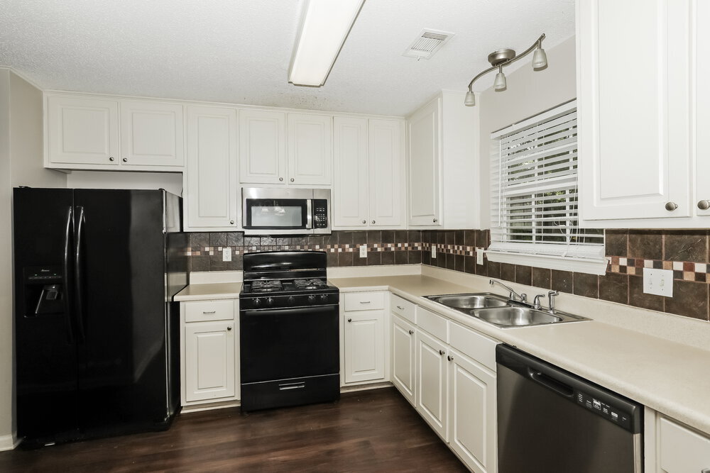 Building Photo - 504 Wyntuck Dr