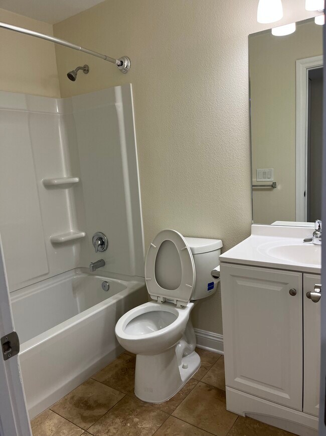 Building Photo - 3545 Grove St