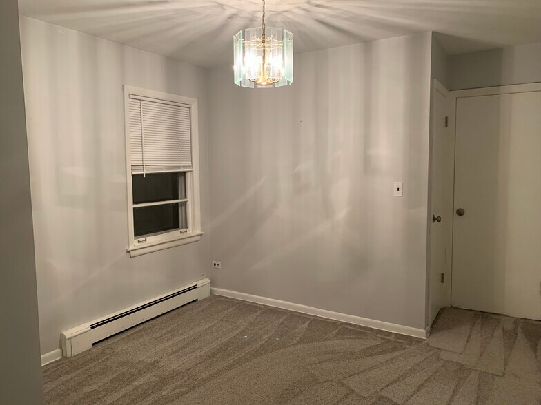 Bedroom 2 with 2nd closet view - 4158 N Meade Ave