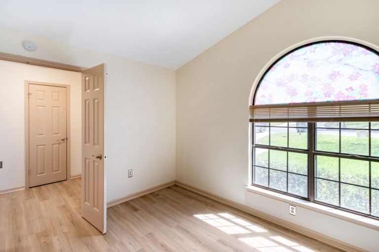 Building Photo - 3632 Fox Run