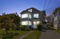 Building Photo - 135 Dover Rd