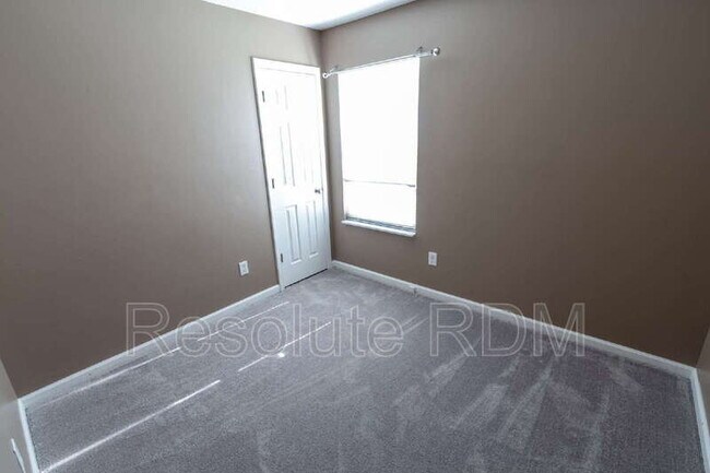 Building Photo - 9130 Allegro Dr