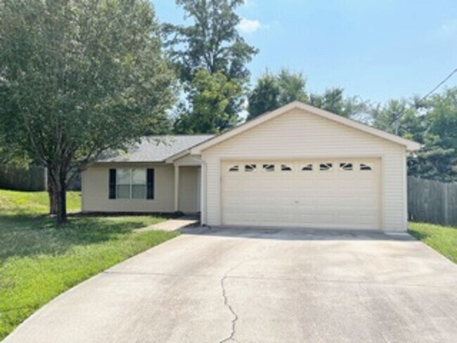 Building Photo - Powell/Anderson County 37849 - 3 bedroom, ...