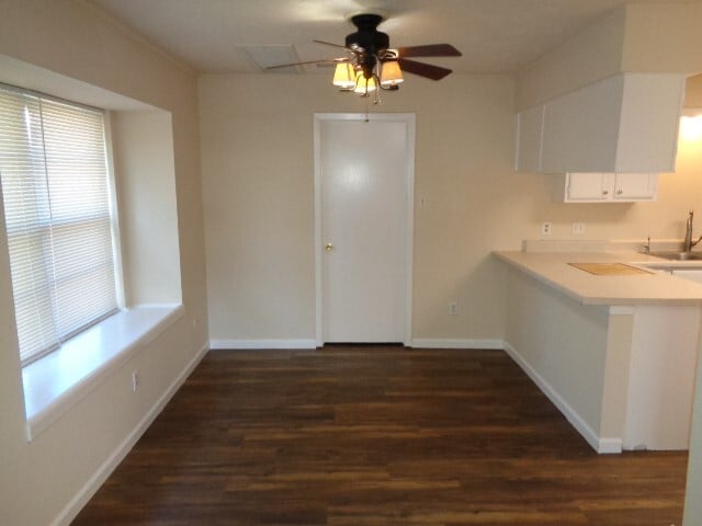 Building Photo - 8403 Windell Ln