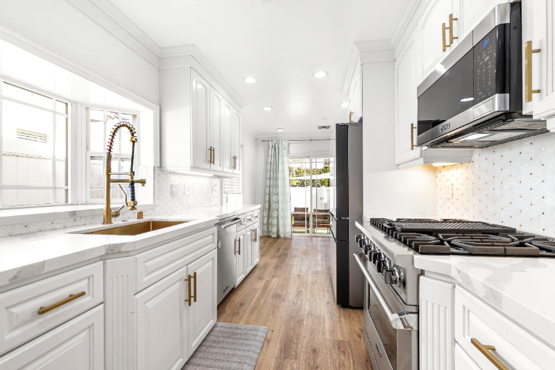 Building Photo - 5400 Columbus Ave