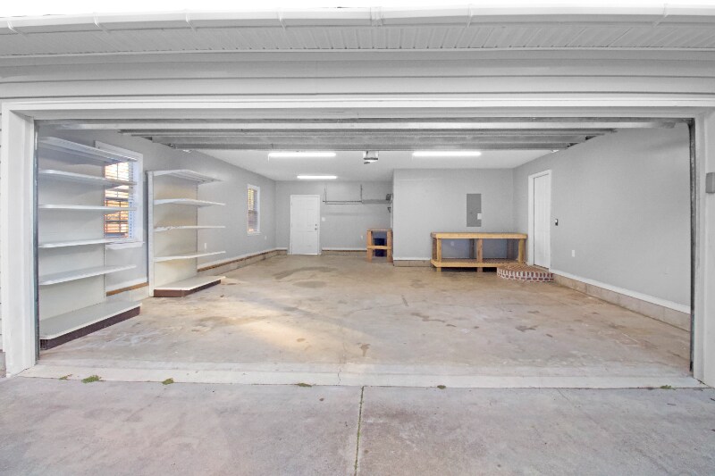 Building Photo - 405 NC-172