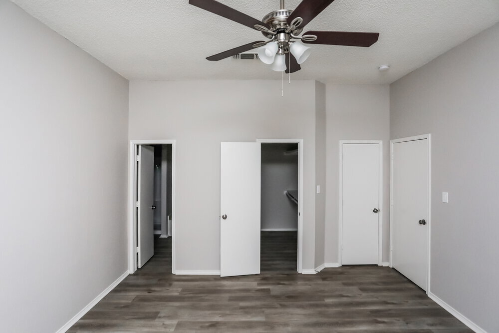 Building Photo - 2508 Helen Ln