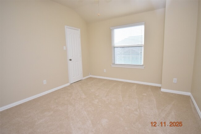 Building Photo - 10806 Clear Arbor Ln