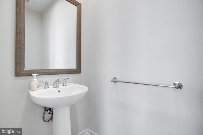 Building Photo - 14371 Beckett Glen Cir