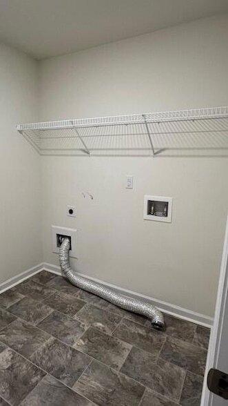 Building Photo - 3305 Serenity Dr NE