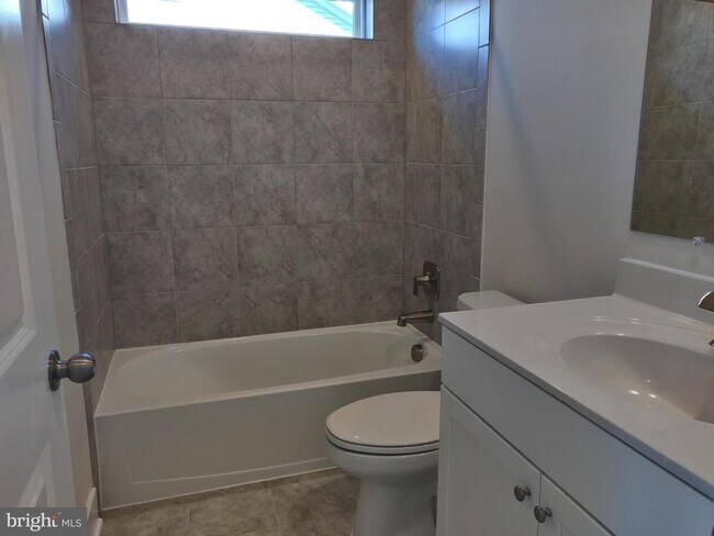 Building Photo - 2766 Bridgewater Dr