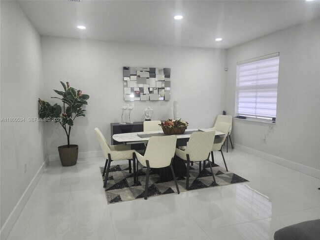 Building Photo - 17000 SW 291st St