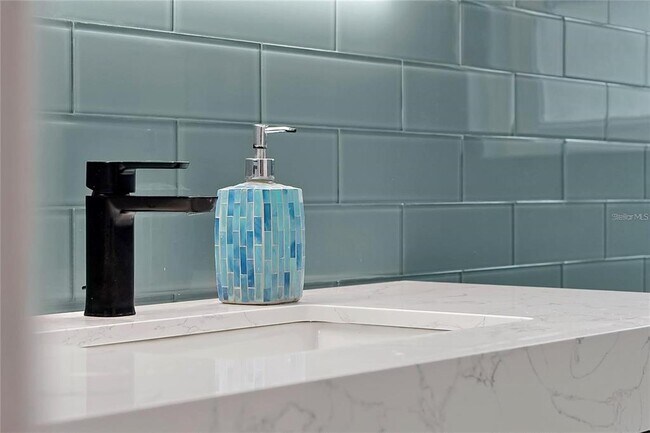 Building Photo - 7705 Apple Tree Cir