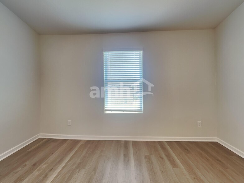 Building Photo - 3026 Wingadee Dr