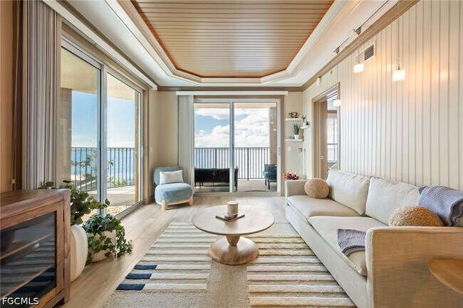 Building Photo - 2825 Palm Beach Blvd