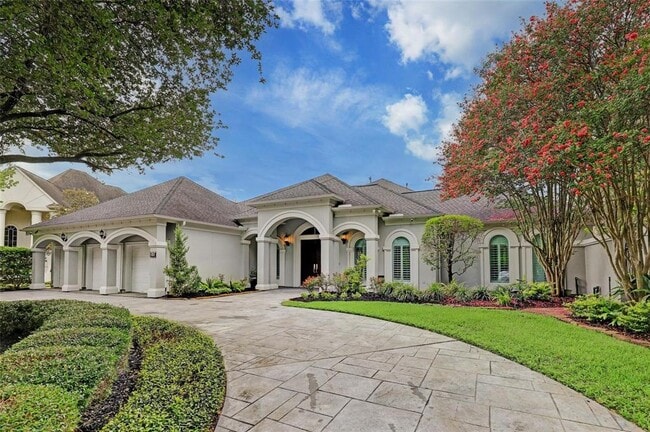 Building Photo - 910 Peachwood Bend Dr