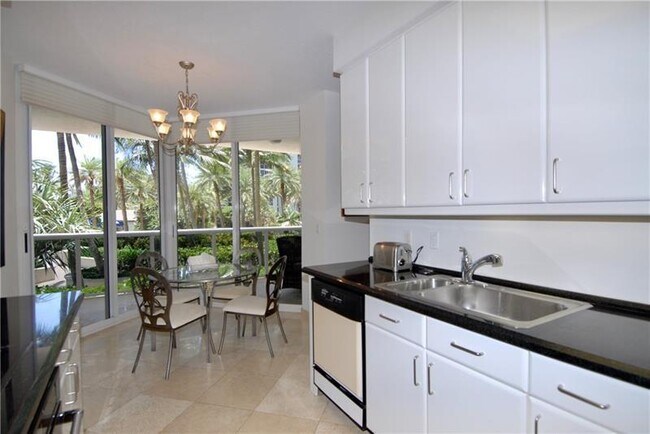 Building Photo - 3200 N Ocean Blvd