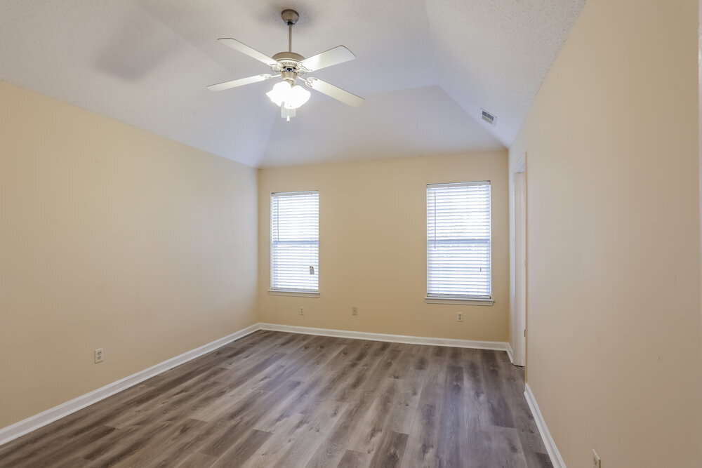 Building Photo - 4088 Carroll Dr