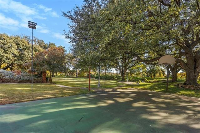 Building Photo - 5600 Willow Bend Ct