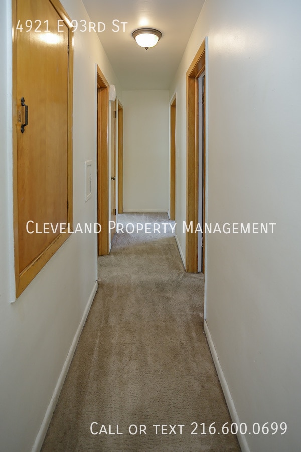 Building Photo - 4921 E 93rd St