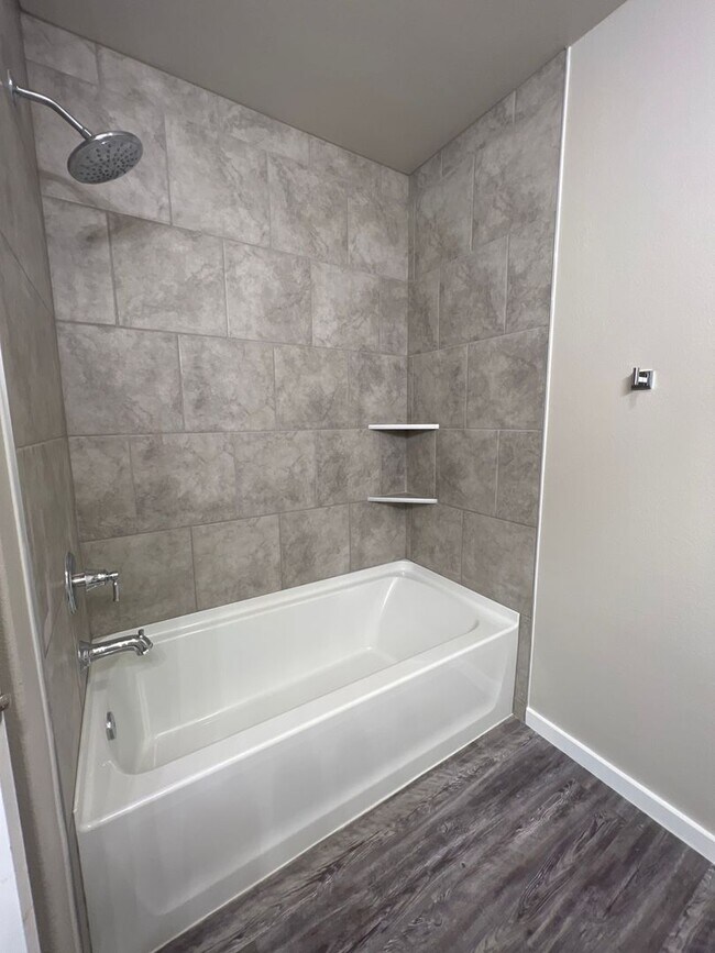 Building Photo - New Beginnings Start At AMRR: Gorgeous 3 Bedroom Available in June!