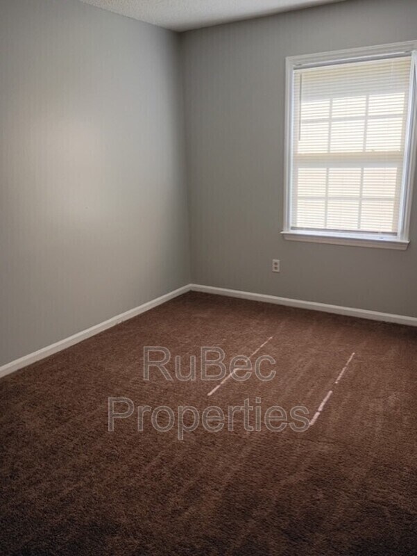 Building Photo - 408 S Weldon St