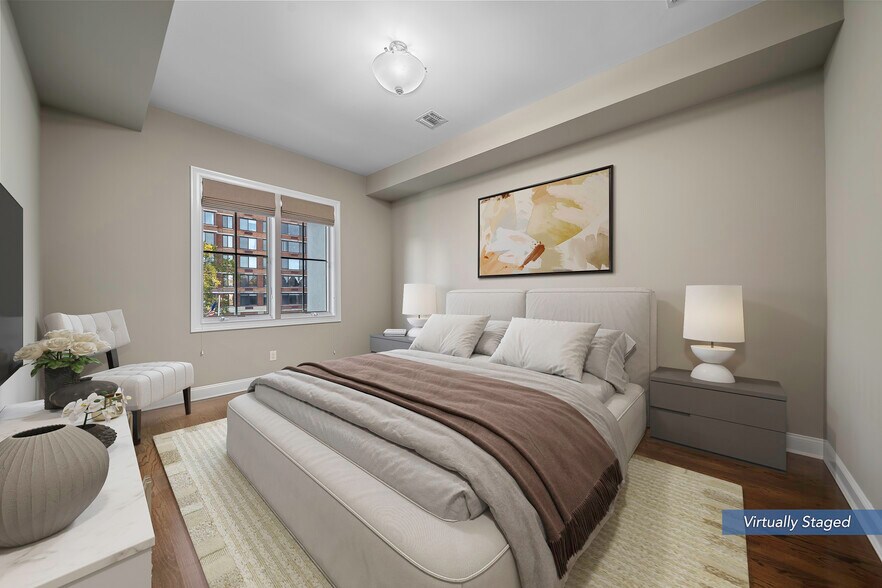 Building Photo - 1600 Kaufer Ln