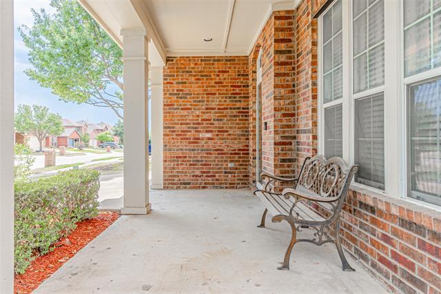 Building Photo - 2022 Highland Dr