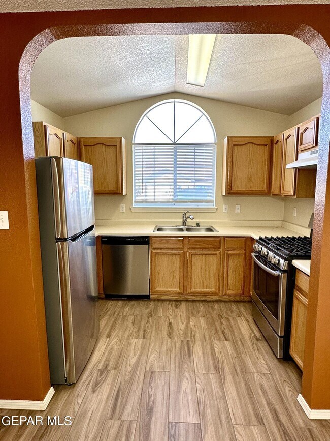 Building Photo - 12408 Tierra Maria Ct