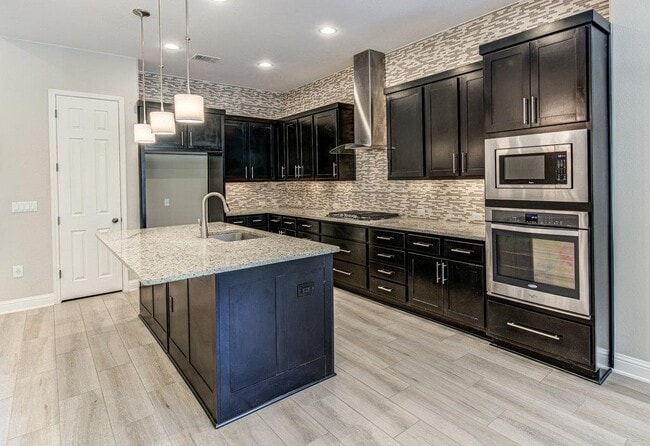 Building Photo - 7012 Calpe Dr