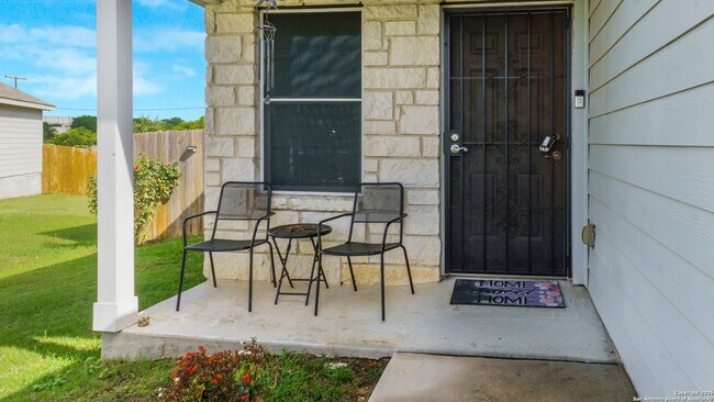 Building Photo - 3-BEDROOM LENNAR HOME IN NORTHEAST CROSSING