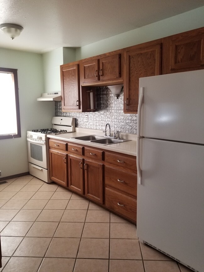 Building Photo - 6862 Femmer St