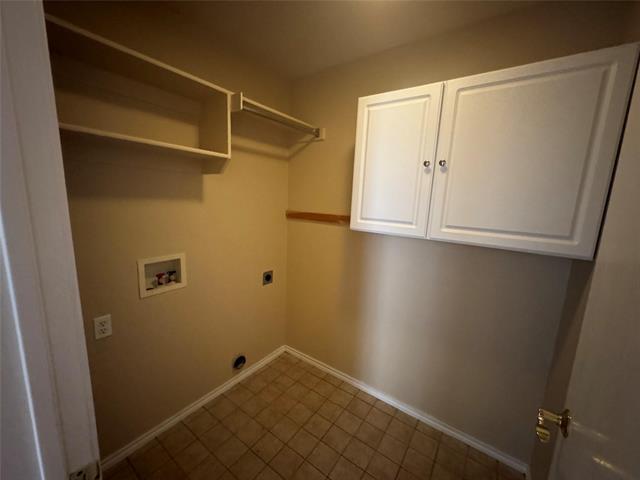 Building Photo - 7021 Spoonbill Ct